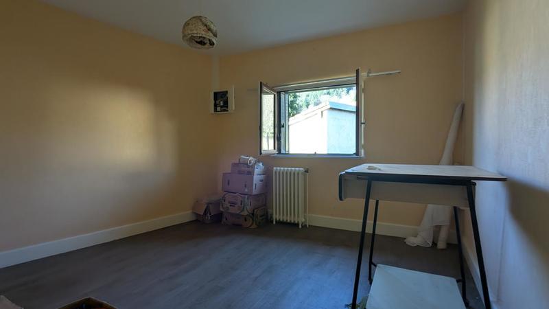 Maison - 200 m² - 12 pièces