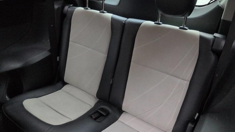 Toyota iQ 1.3 VVTi 100 MultiDrive City Racer