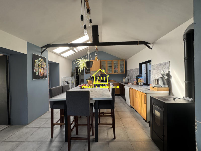 Maison - 138 m² - 4 pièces