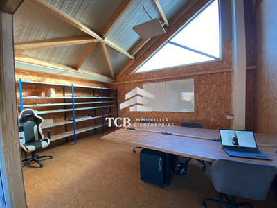 Local d'activités - 206 m²