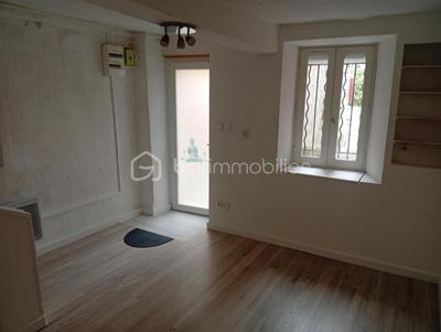 Maison de village - 67 m² - 3 pièces