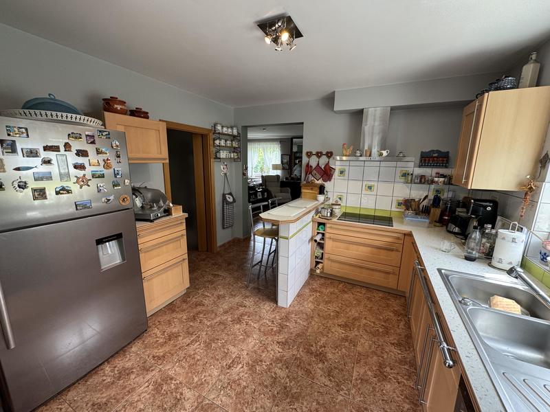 Pavillon - 145 m² - 7 pièces