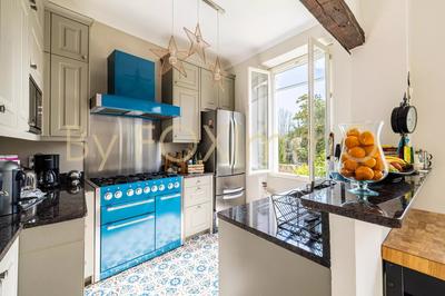 Maison de ville - 230 m² - 9 pièces