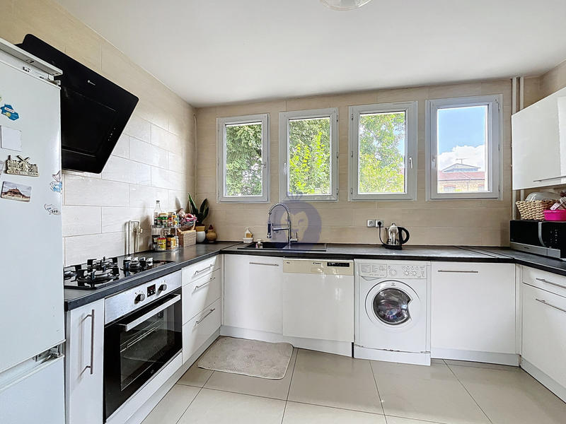 Appartement - 63 m² - 4 pièces