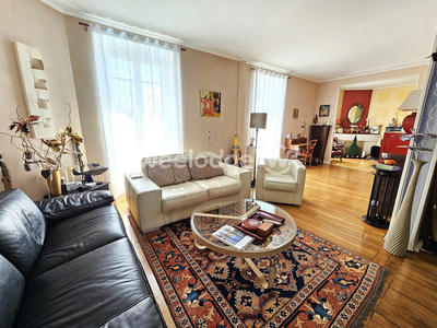 Maison - 130 m² - 7 pièces