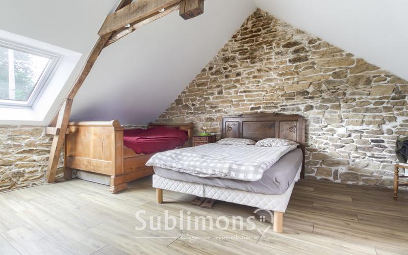 Maison - 199 m² - 7 pièces