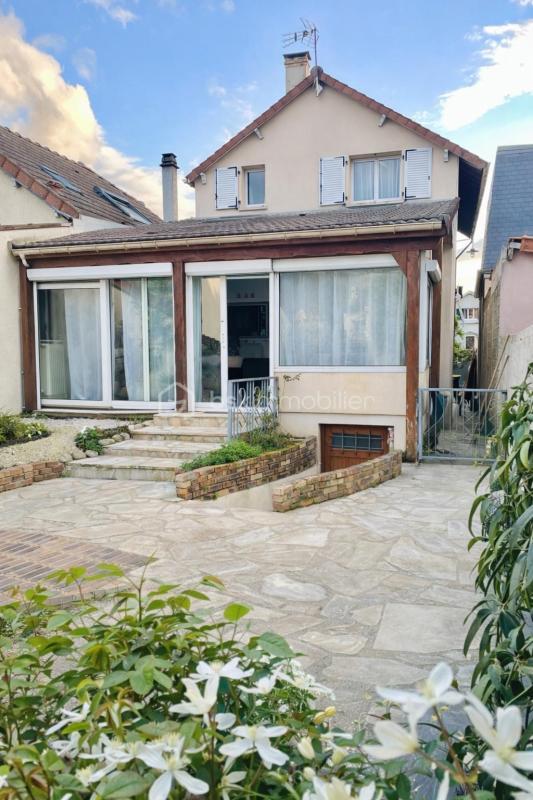 Maison - 167 m² - 6 pièces