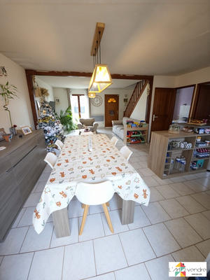 Maison traditionnelle - 100 m² - 5 pièces