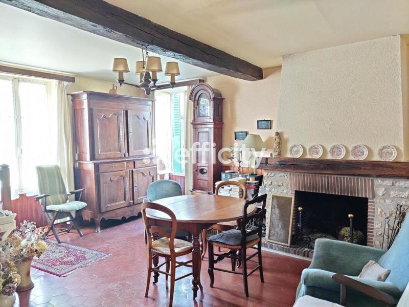 Maison - 180 m² - 7 pièces