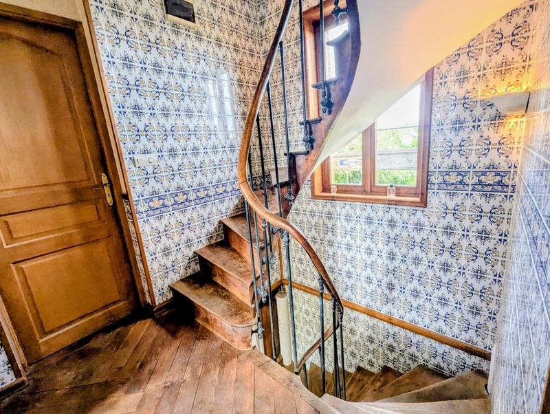 Maison - 200 m² - 8 pièces