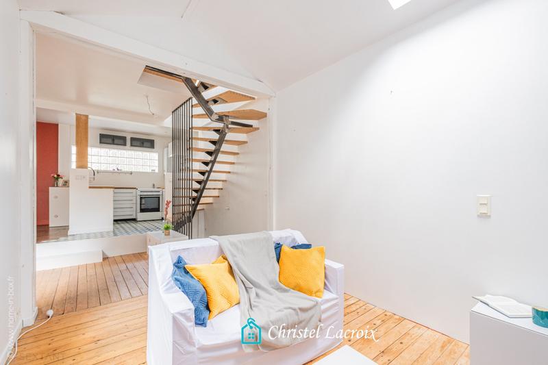 Maison - 90 m² - 4 pièces