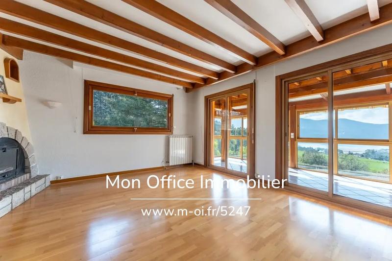Maison - 200 m² - 6 pièces