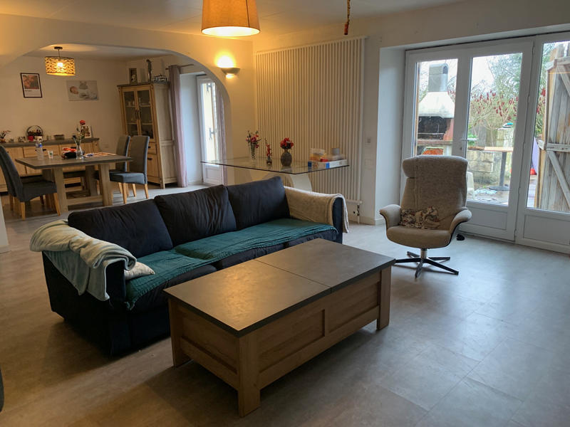 Maison - 221 m² - 7 pièces