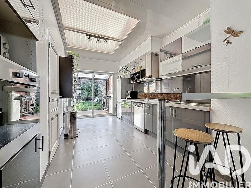 Maison - 90 m² - 4 pièces