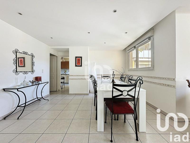 Appartement - 100 m² - 5 pièces