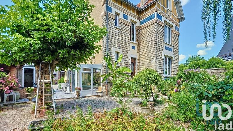 Maison - 158 m² - 7 pièces