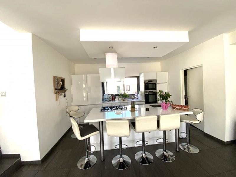 Maison - 150 m² - 7 pièces