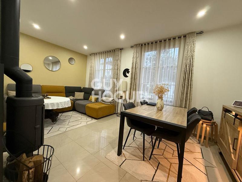 Maison - 80 m² - 4 pièces