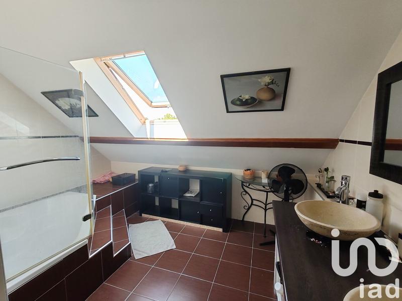 Maison - 180 m² - 7 pièces