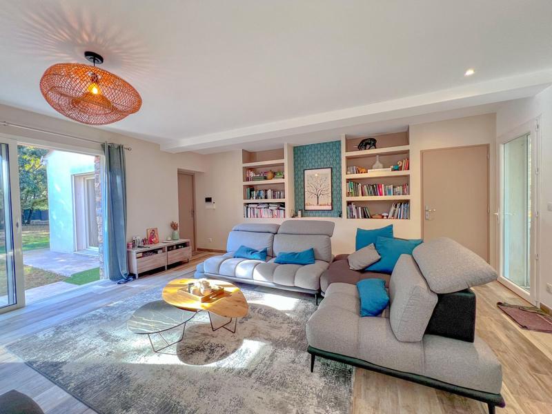 Maison contemporaine - 185 m² - 5 pièces