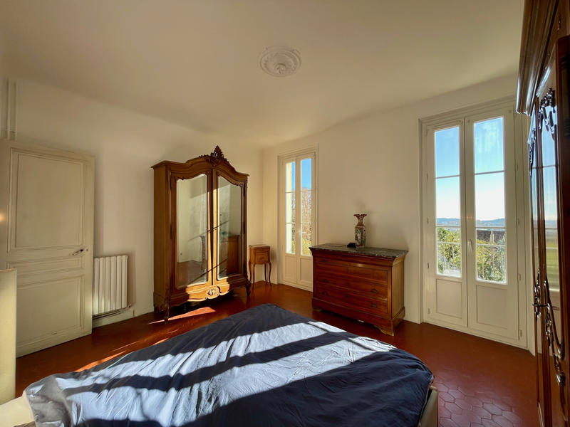 Maison - 200 m² - 4 pièces