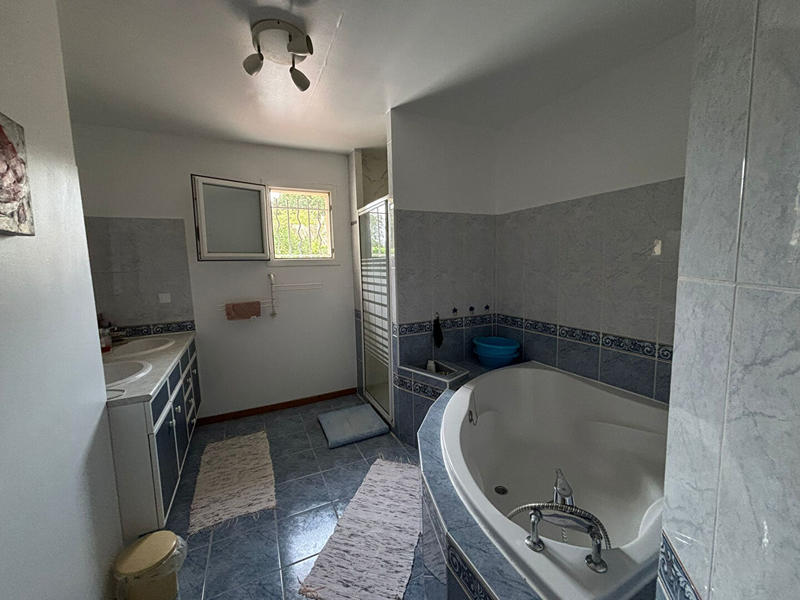 Maison - 160 m² - 9 pièces