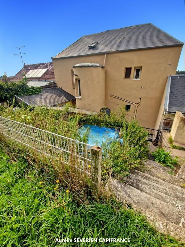 Maison - 166 m² - 10 pièces