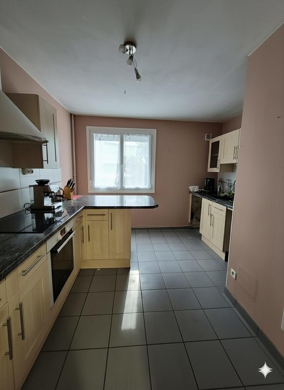 Appartement - 96 m² - 5 pièces