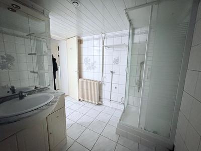 Maison - 104 m² - 4 pièces