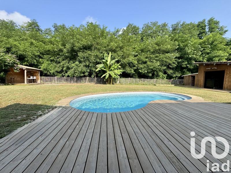 Maison - 147 m² - 6 pièces