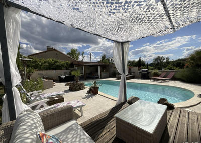 Maison - 231 m² - 8 pièces