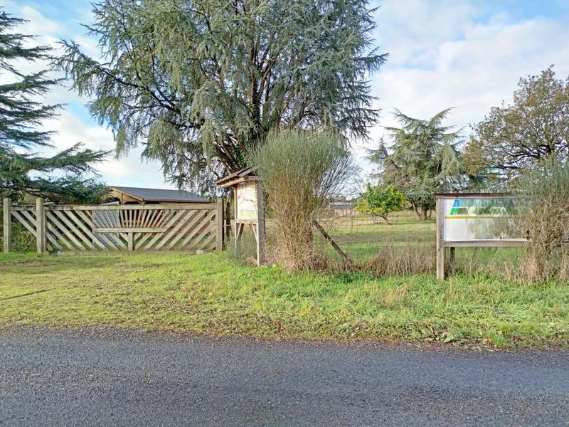 Terrain constructible - 6 963 m²