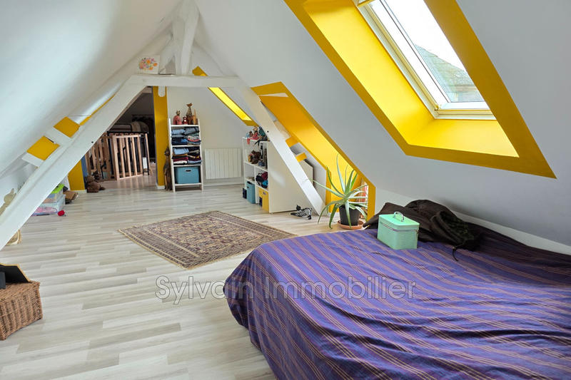 Maison - 155 m² - 8 pièces