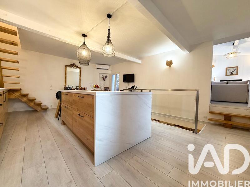 Maison - 102 m² - 4 pièces