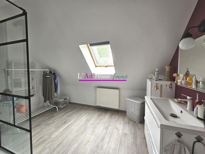 Maison - 127 m² - 8 pièces