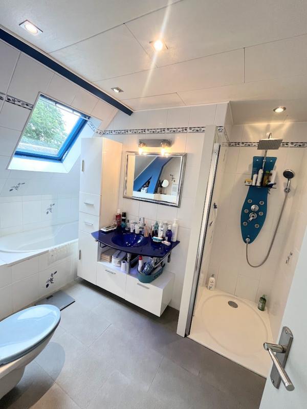 Maison traditionnelle - 160 m² - 7 pièces