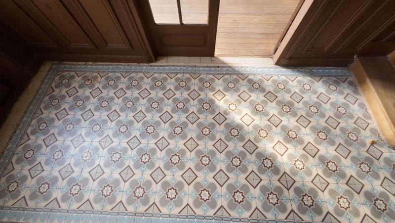 Maison ancienne - 205 m² - 9 pièces