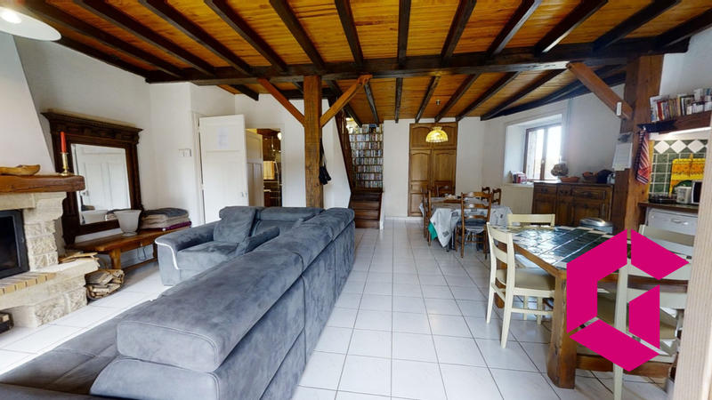 Maison - 350 m² - 8 pièces