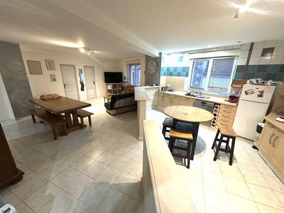 Appartement - 97 m² - 4 pièces