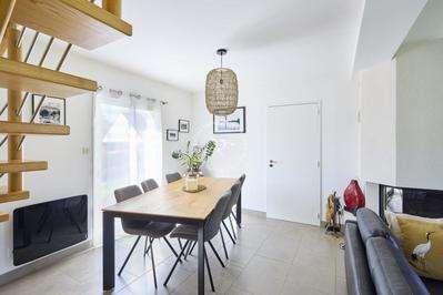 Maison - 156 m² - 7 pièces