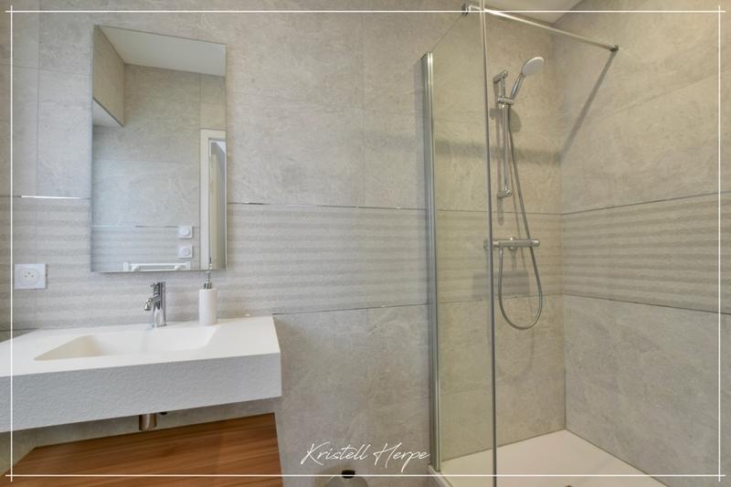 Bureau - 86 m² - 2 pièces