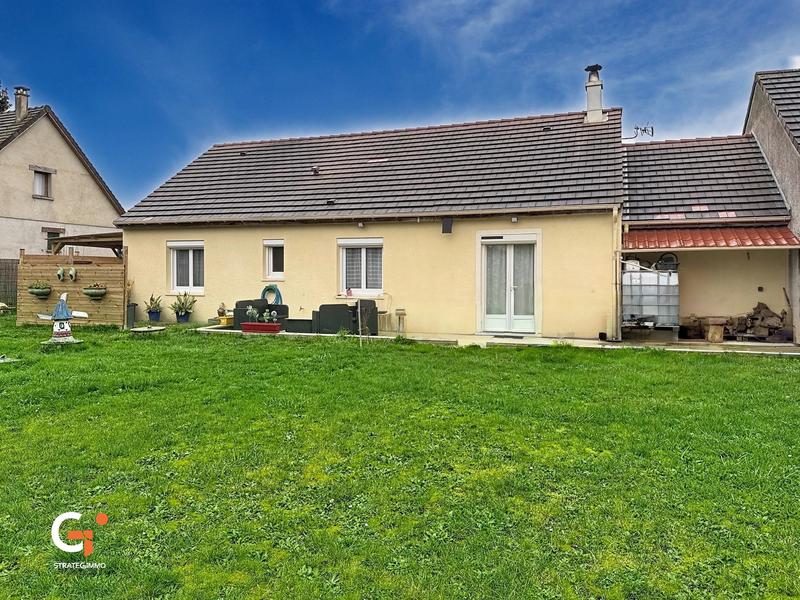 Maison - 90 m² - 4 pièces