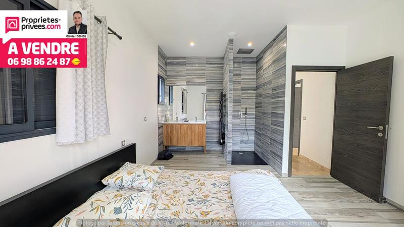 Maison - 180 m² - 6 pièces