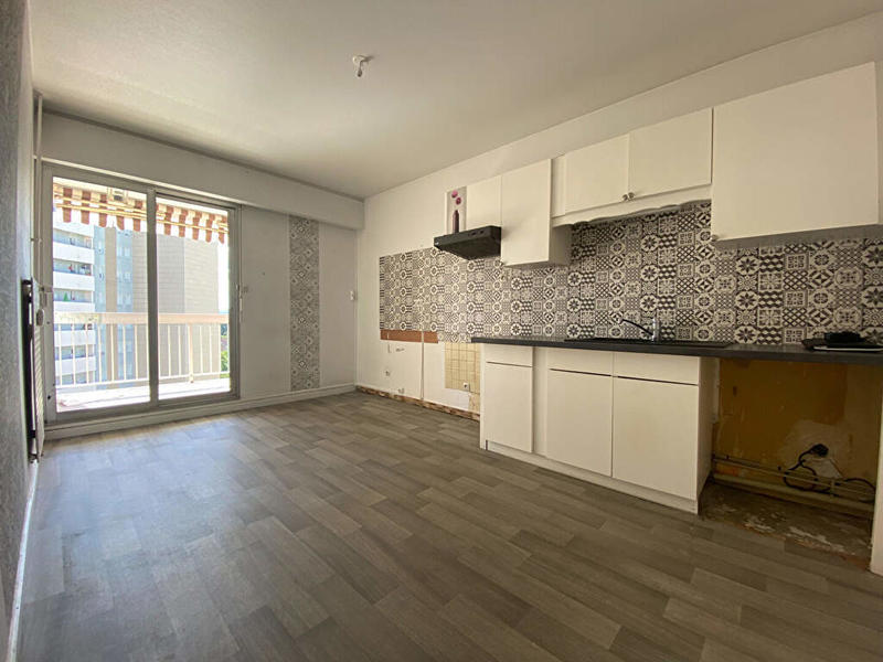 Appartement - 85 m² - 4 pièces