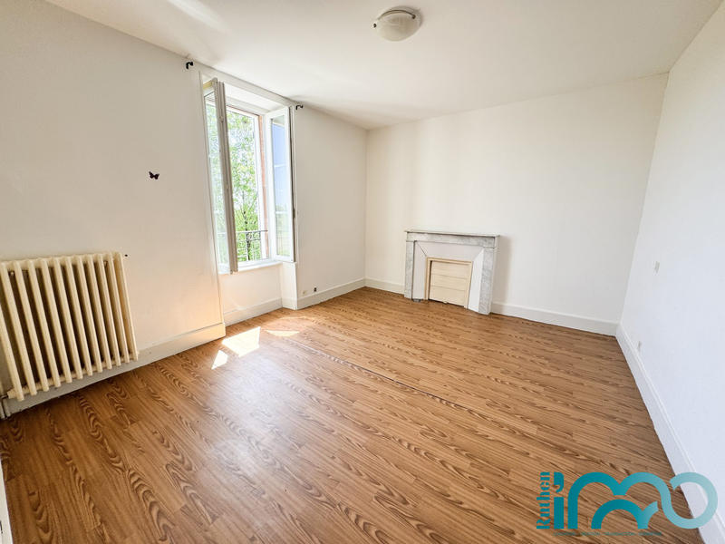 Maison ancienne - 175 m² - 8 pièces