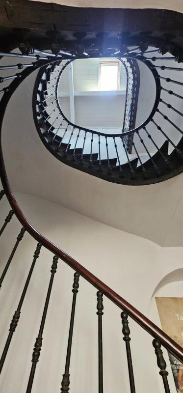 Hôtel particulier - 240 m² - 5 pièces