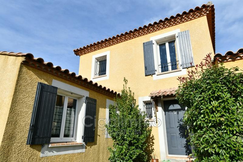 Villa - 111 m² - 4 pièces