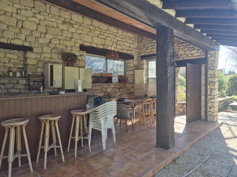 Maison - 195 m² - 5 pièces