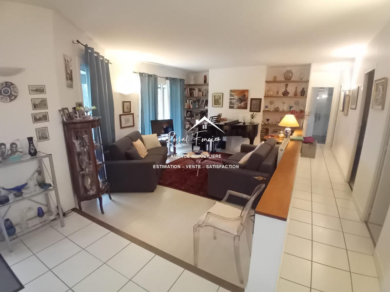 Maison - 91 m² - 5 pièces