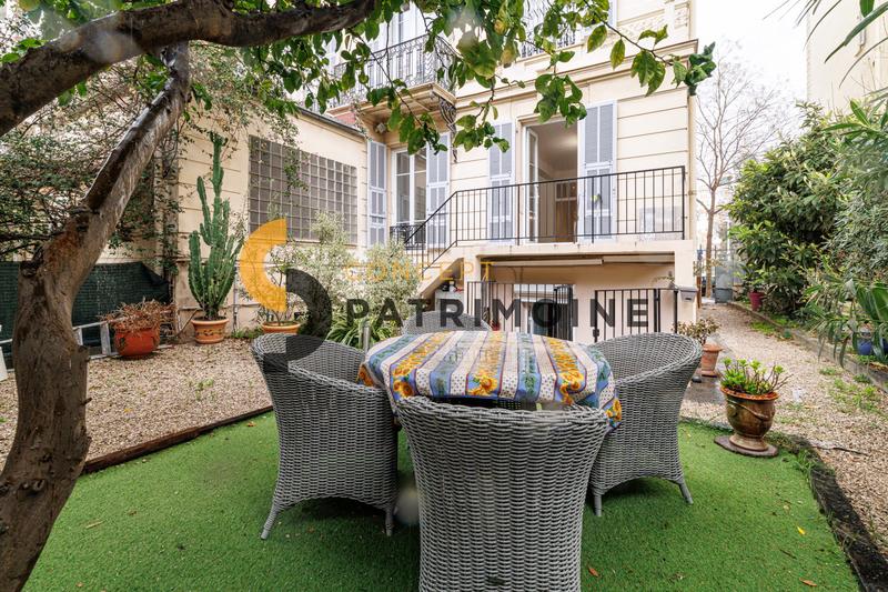 Appartement - 100 m² - 4 pièces